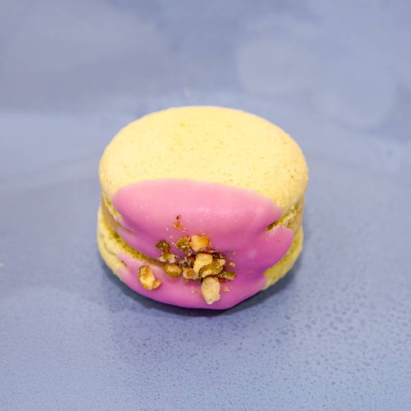 Pistachio Raspberry Macaron