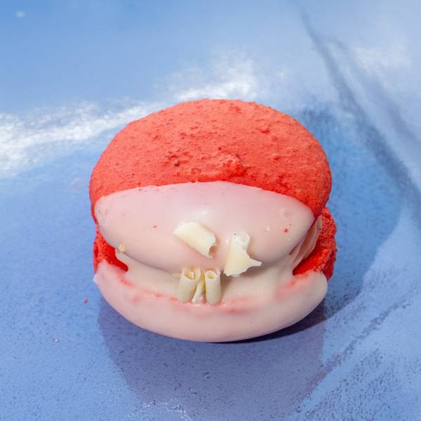 Red Velvet Macaron